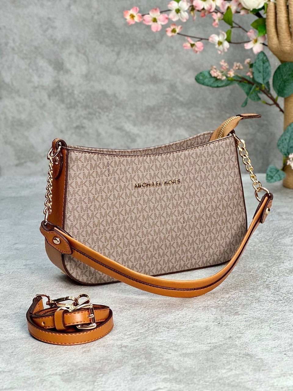 Michael Kors Shoulder bag