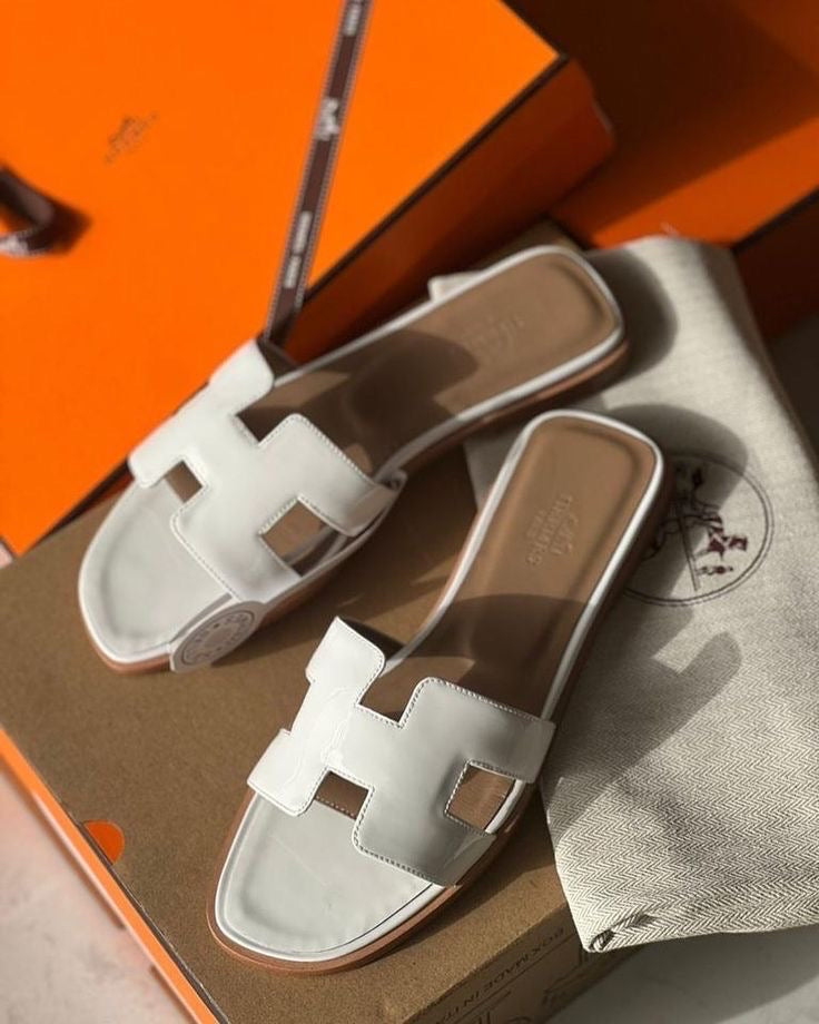 Hermès Oran Sandals