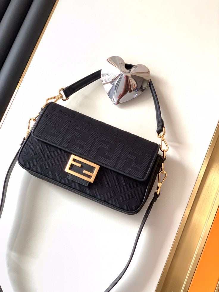 Fendi Baguette Black