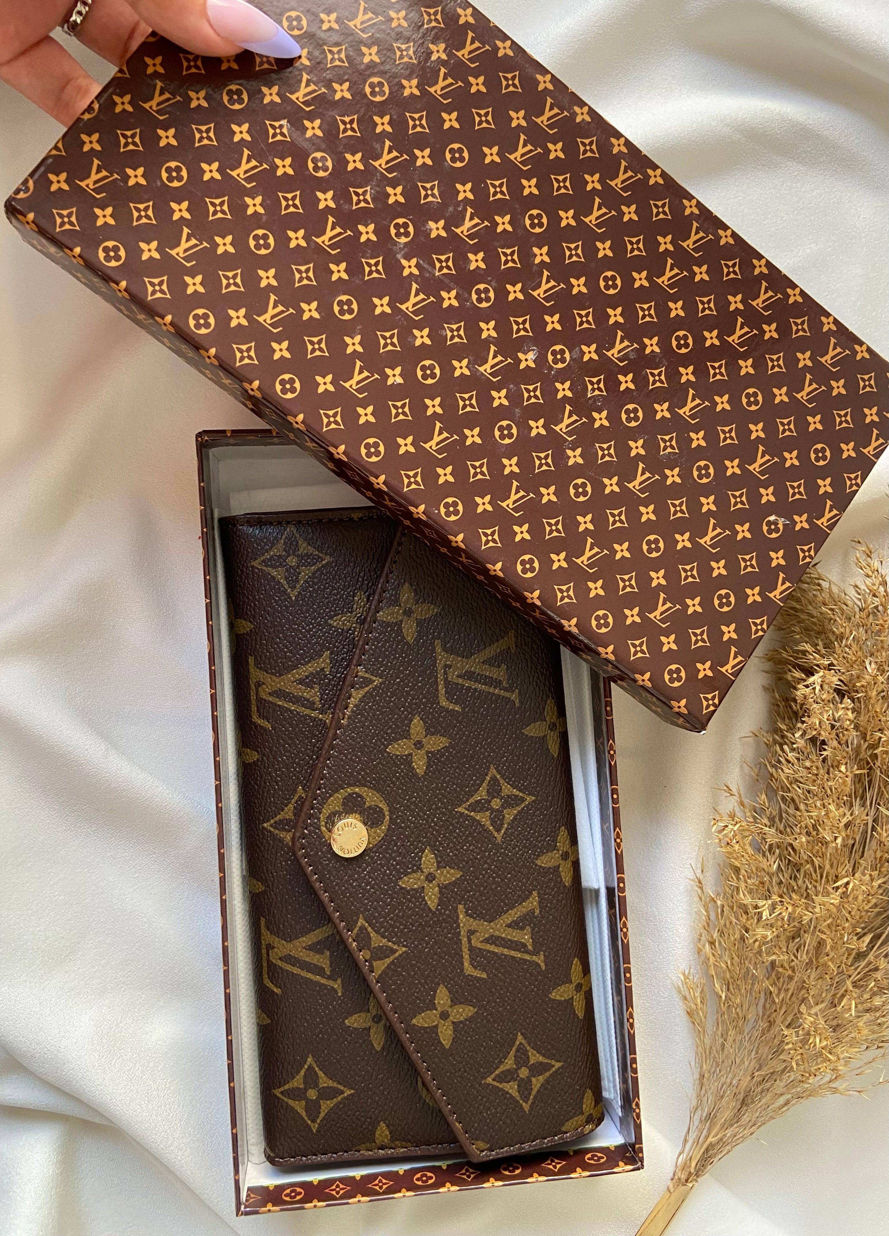 Long Louis Vuitton Wallet