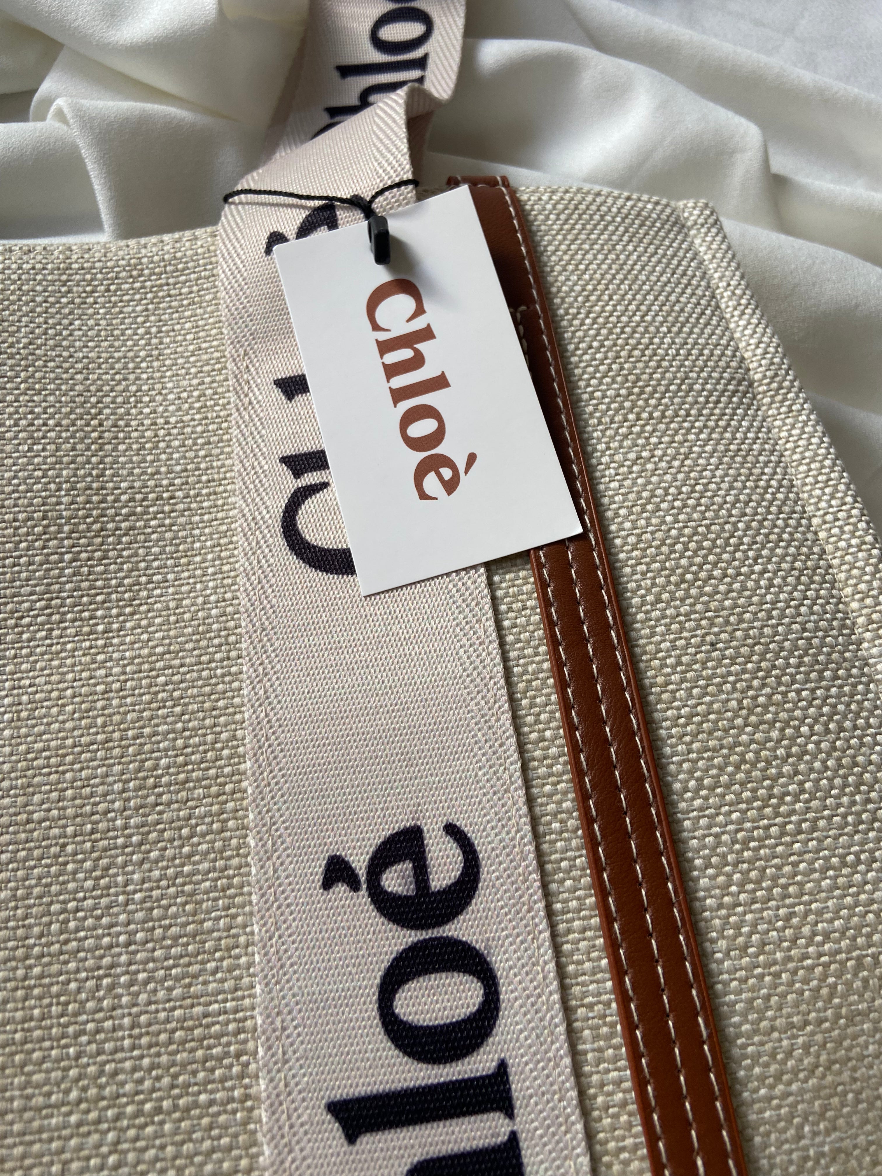 Chloé Medium Woody Tote Bag