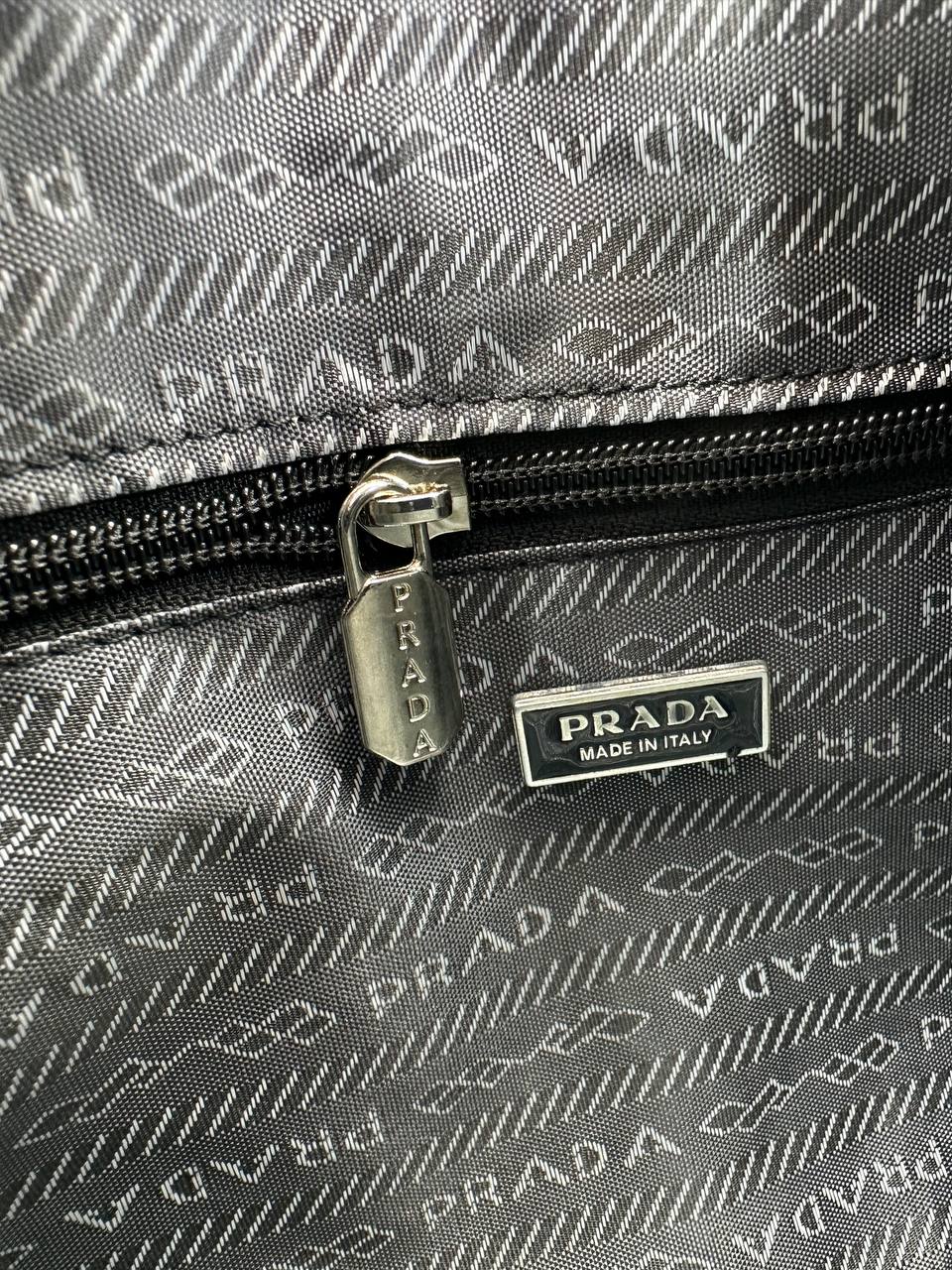 Prada Re-Edition 2005 Shoulder Bag Nylon mint green